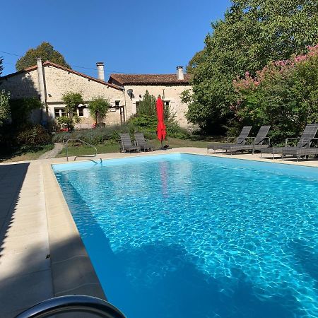 Uniquely Private Holiday Villa In The Charente Puyreaux Luaran gambar