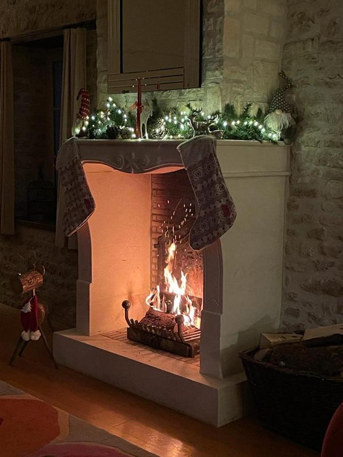 Uniquely Private Holiday Villa In The Charente Puyreaux Luaran gambar