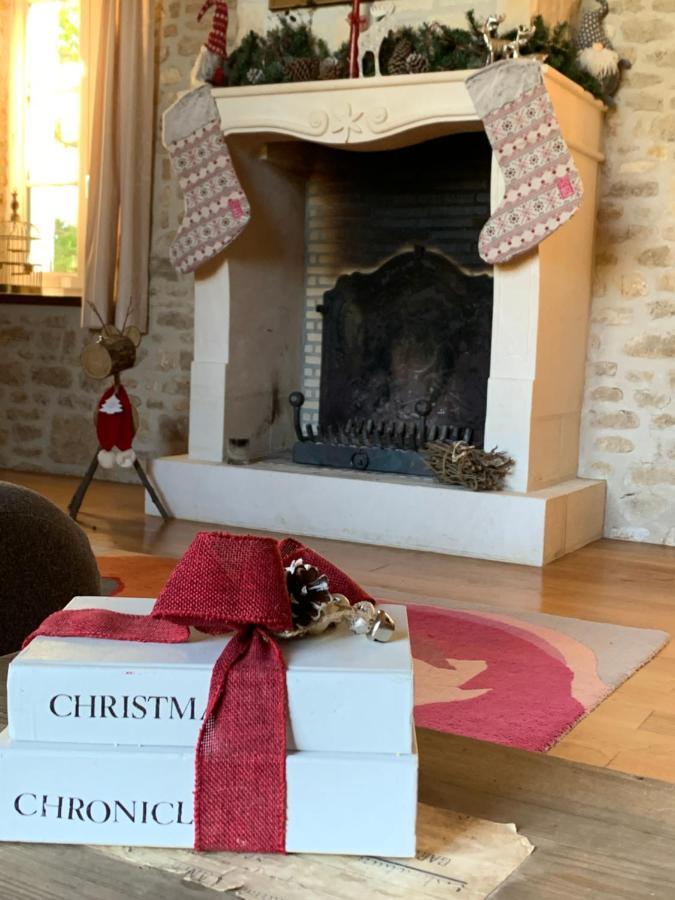 Uniquely Private Holiday Villa In The Charente Puyreaux Luaran gambar